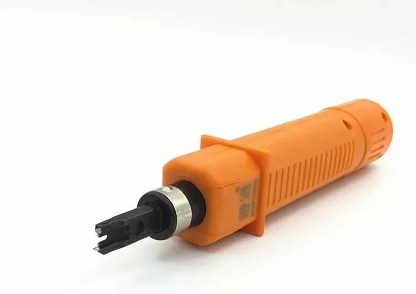 Single-Pair 110 Punch Down Plier is suitable for connecting wires to 110-type modules and patch panels. Single-Pair 110 Punch Down Plier is suitable for connecting wires to 110-type modules and patch panels.