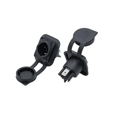 16A 250VAC Lockable Três números conectores de soquete Powe-out